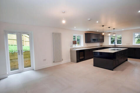 Kitchen Diner 1