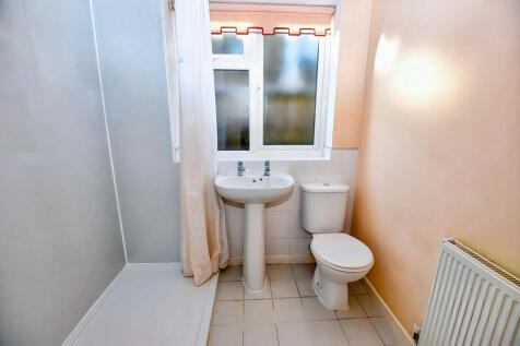 Shower Room 2