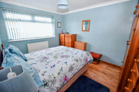Bedroom 1a