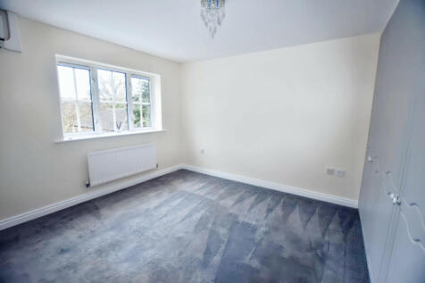 Principal Bedroom...