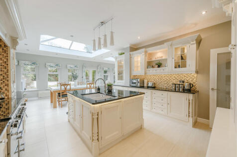 Kitchen 3
