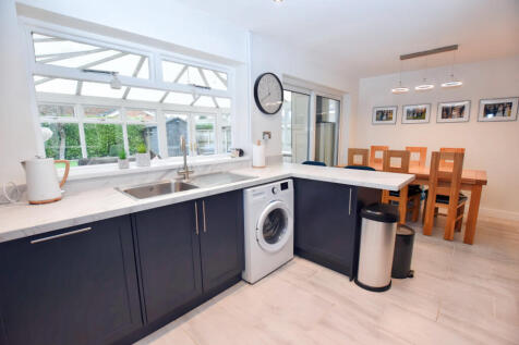 Dining Kitchen 1