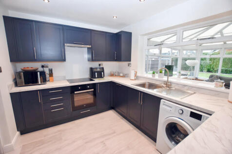 Dining Kitchen 3