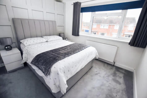 Bedroom 1a