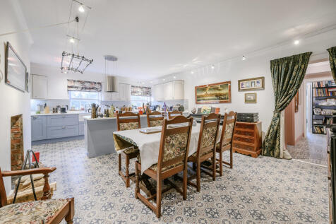 Dining Kitchen 2