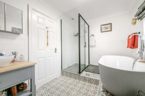 Bathroom 2