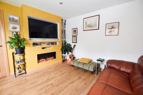 Lounge 1