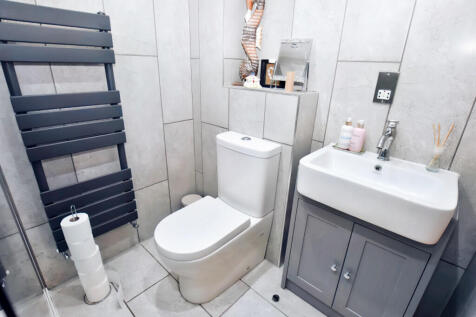 Shower Room 1