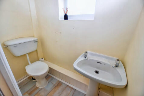 GF WC