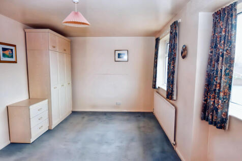 Bedroom 1b