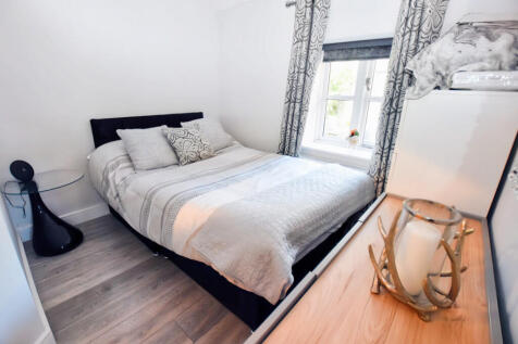 Studio Bedroom