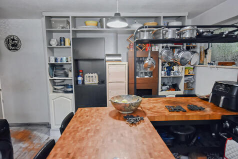 Kitchen 2