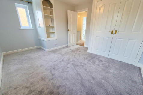 Bedroom 1a