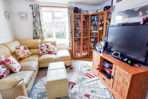 Lounge 2