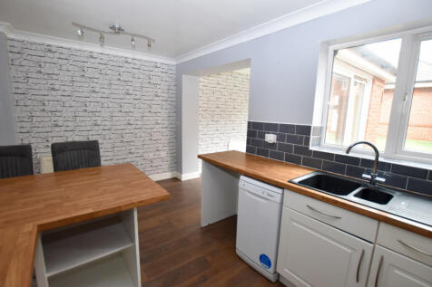 Dining Kitchen 3