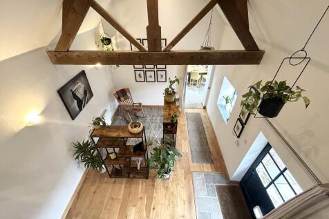 Sitting Room 4