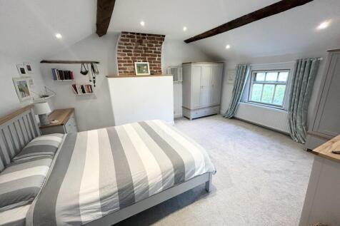 Principal Bedroom...