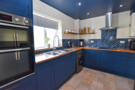Dining Kitchen 3