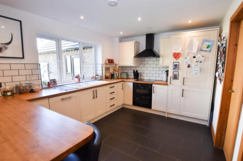 Dining Kitchen 3