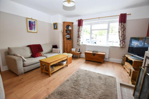 Lounge 2