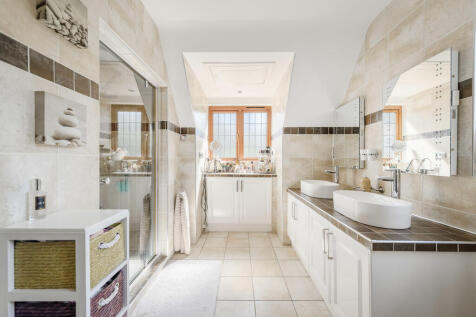 En Suite 2