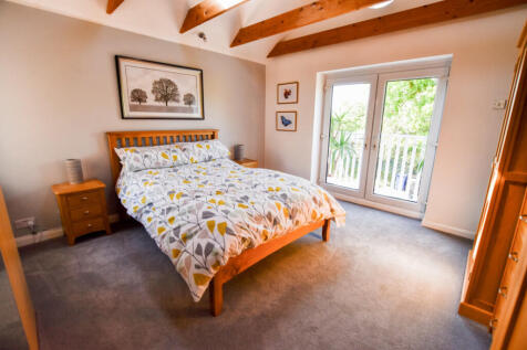 Principal Bedroom...