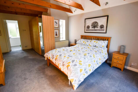 Principal Bedroom...