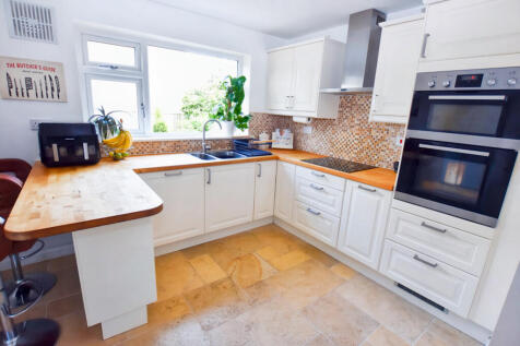Kitchen 3