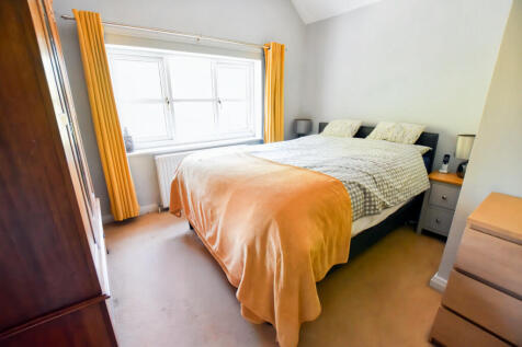 Bedroom 1a