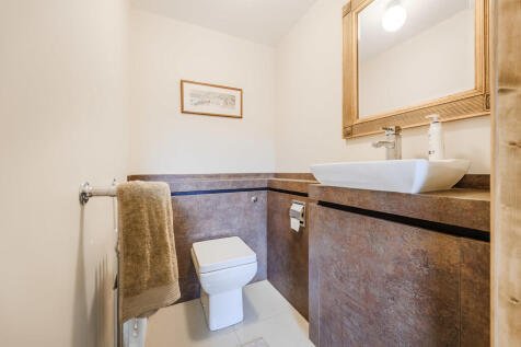 GF WC