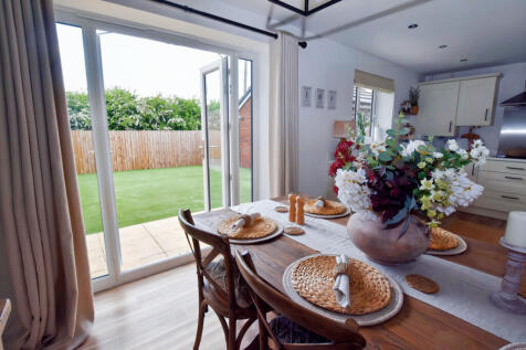 Dining Kitchen 5