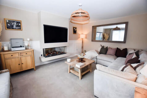 Lounge 1