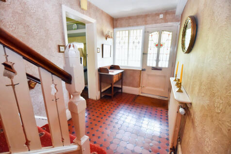 Entrance Hall 1