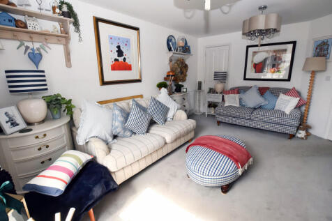Lounge 3