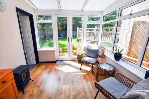 Summer Room 1