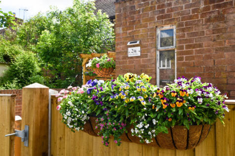 Rear Gates 1