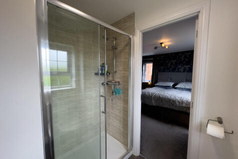 Ensuite1