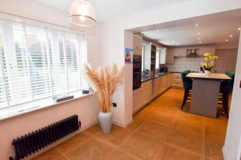 Dining Kitchen 5