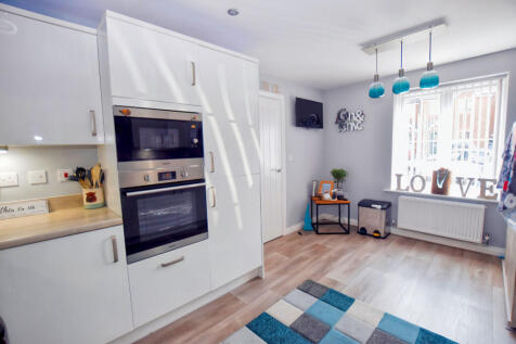 Dining Kitchen 3