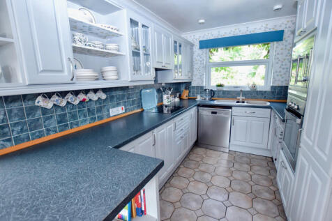 Breakfast Kitchen...
