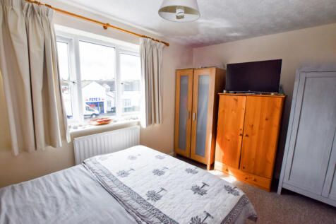 Bedroom 1b