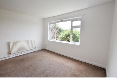 Bedroom 1b