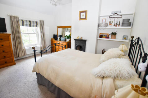 Principal Bedroom...