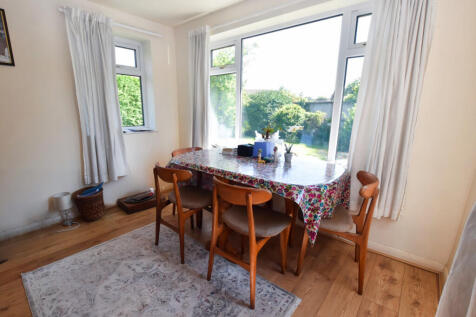 Garden Room 1