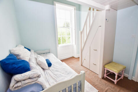 Bedroom 2a