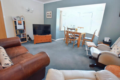 Lounge 2