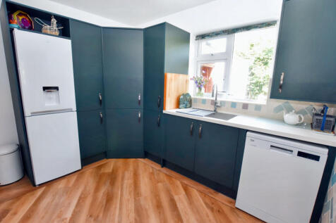 Kitchen 3
