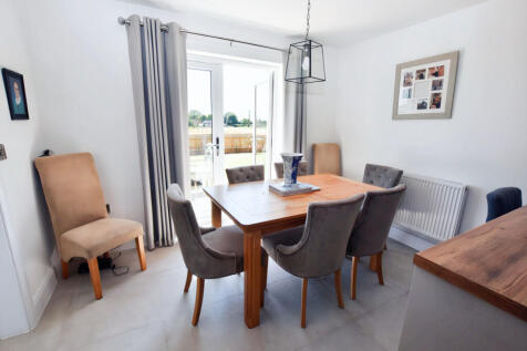 Dining Kitchen 3