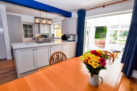 Dining Area 1
