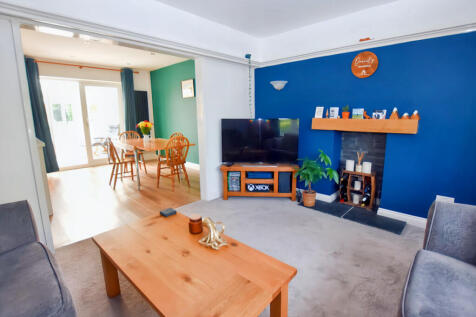 Lounge 2